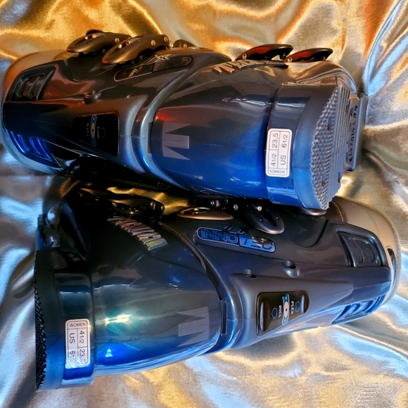 Tecnica 7X Innotec Blue Ski Boots - 293mm Size 6.5 Anti-Vibration System - Picture 10 of 16